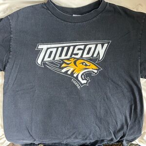 Vintage Towson University Tigers T-shirt